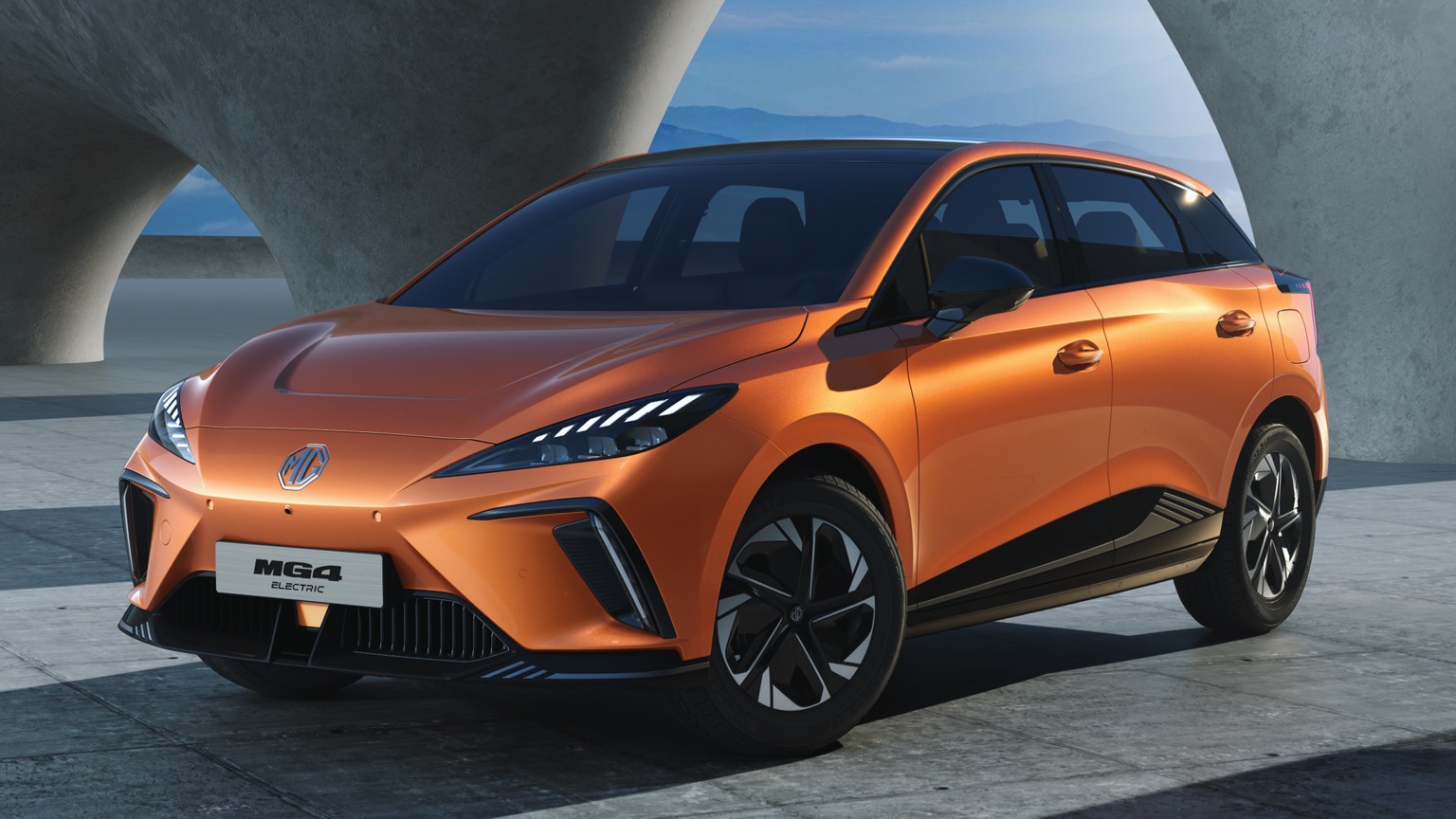 MG 4 SUV Elétrico cor de laranja vista exterior frontal