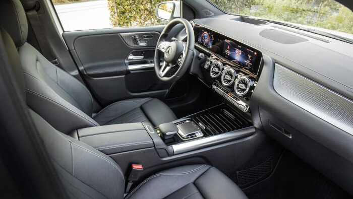 Mercedes-Benz B250 e Carro Híbrido Plug-in Vista Interior