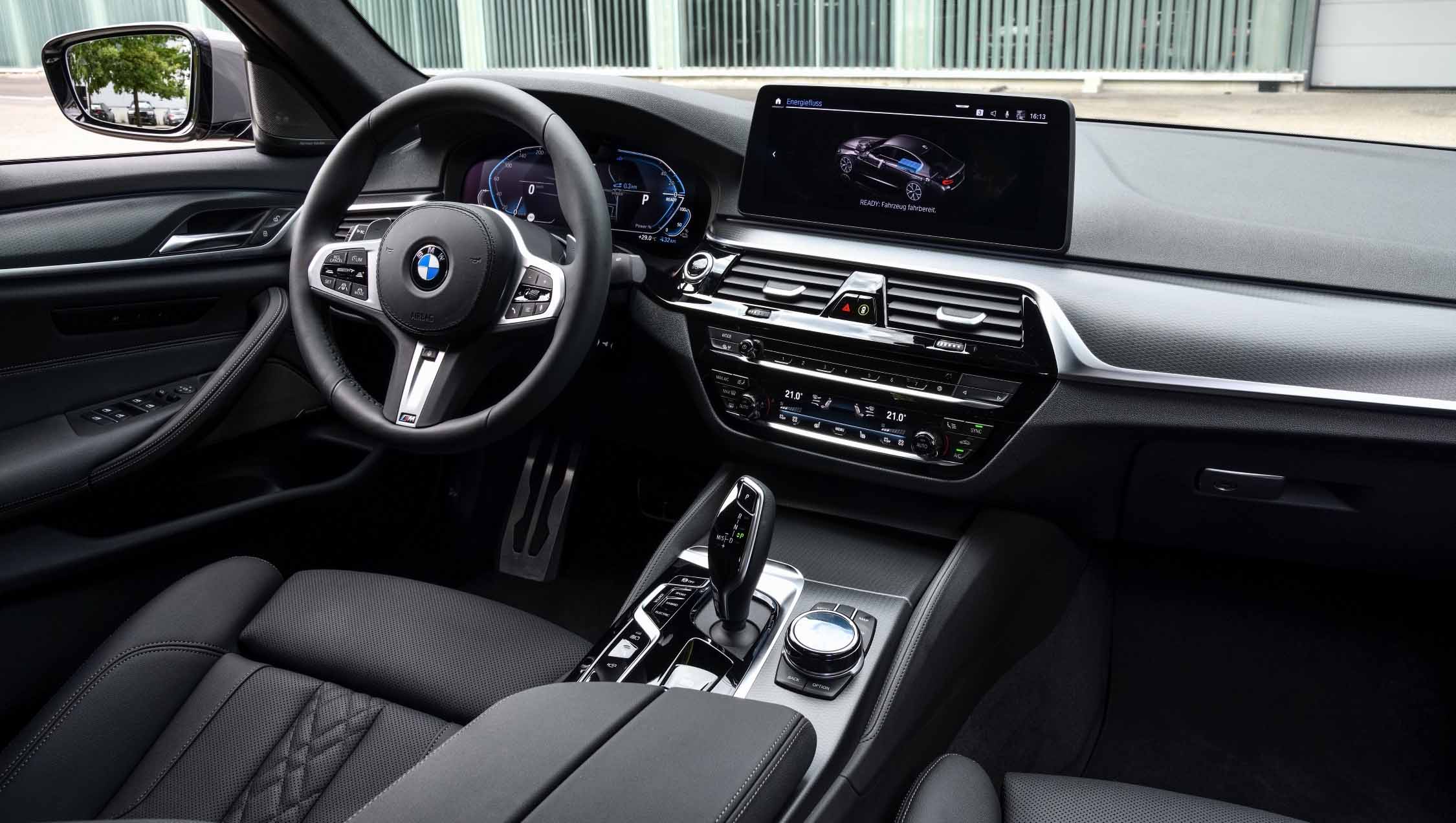 BMW 545 Carro Híbrido Plug-in Vista Interior